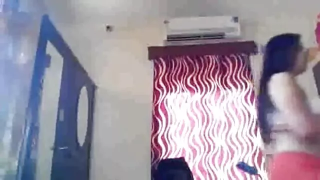 ला सेक्सी मूवी हिंदी में डिविना कमेडिया 2