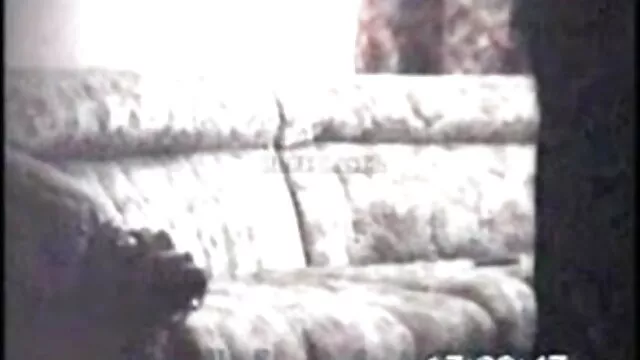 टोक्यो-टाइनी गर्ल ने बीच-बीच में पैक्समैन्स में दिन हिंदी मूवी सेक्सी वीडियो बिताया