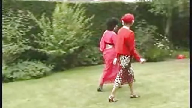 प्रोम नाइट लिमो में टॉपलेस हो रही बेवकूफ सेक्स पिक्चर मूवी सेक्स लड़कियां