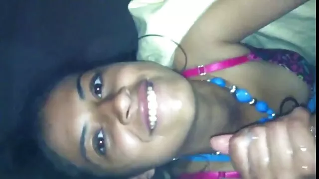 तेजस्वी और सींग हिंदी में सेक्सी मूवी एचडी का बना एशियाई बेब मुर्गा के साथ खेल रहा है