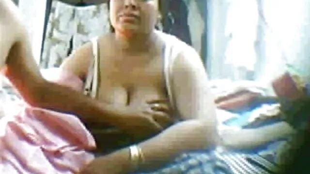 पतली सुनहरे बालों वाली लड़की बीबीसी सेक्स फिल्म मूवी गहरी लेता है