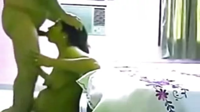 पेनी लौ - बिग टिट्स ब्रुनेट वुमन को एक फेशियल मूवी सेक्सी फिल्म वीडियो में मिला