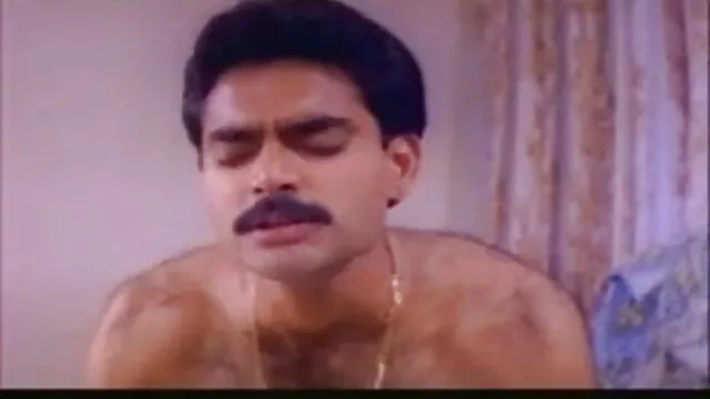 सौंदर्य आबनूस एमआईएलए फुल मूवी सेक्सी हिंदी