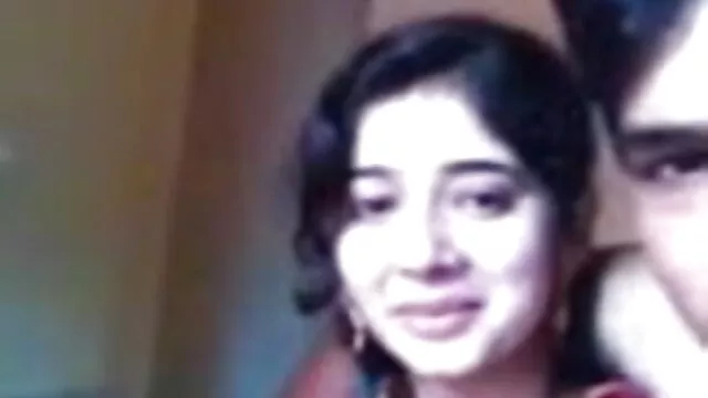 सुंदर फूहड़ विक्टोरिया को सेक्सी सेक्सी हिंदी मूवी एक गर्म सह स्नान मिलता है