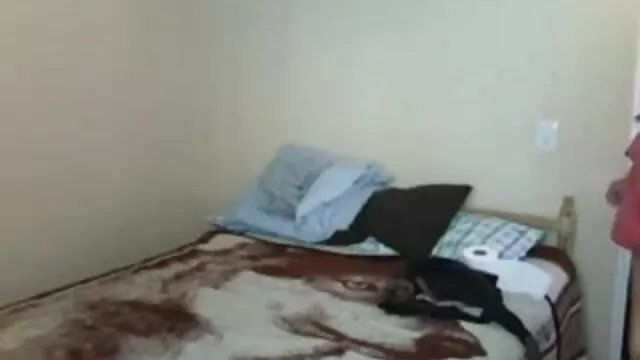 स्टॉकिंग्स में रेडहेड सेक्सी मूवी फिल्म हिंदी में नानी अपनी छड़ी की सवारी करती है