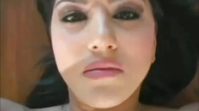 अधोवस्त्र पहने च्लोए सेक्सी हिंदी पिक्चर मूवी Amours तालिका बकवास