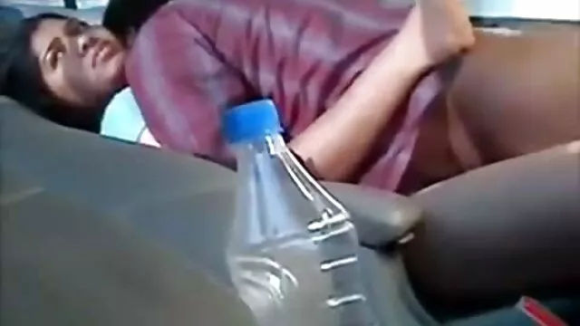 स्क्वीटिंग लेया फाल्कन सेक्सी वीडियो फिल्म हिंदी मूवी आउटडोर डॉगस्टाइल