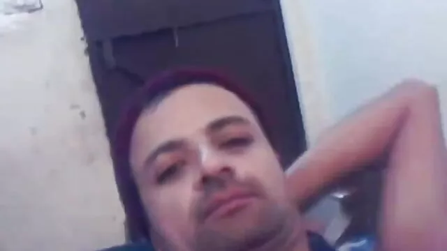 डोम्मे सेक्सी हिंदी पिक्चर मूवी ने उसे अपनी जगह पर रखा