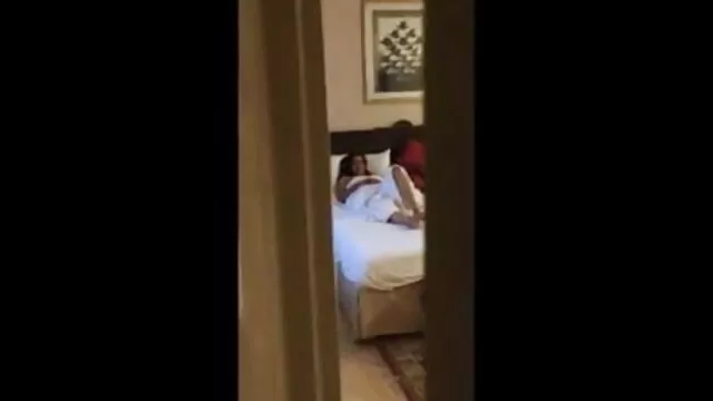 त्रिगुट सेक्स में लड़कियां हिंदी मूवी सेक्सी मूवी