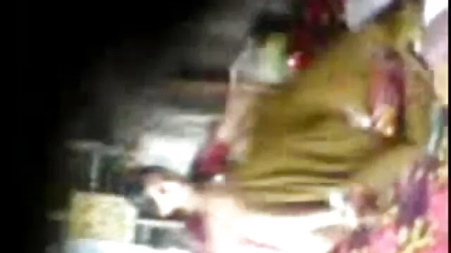 गर्म सेक्सी वीडियो हिंदी मूवी में 19yo लड़की कास्टिंग पर छेड़ा