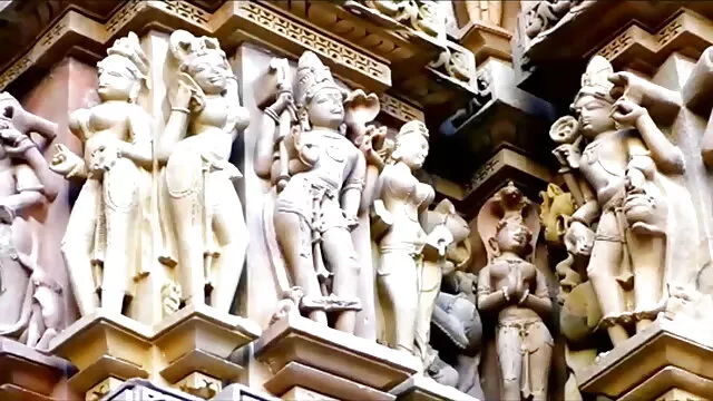 azgin bakire हिंदी में सेक्सी मूवी फिल्म surtunuyor