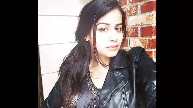 प्यारा शौकिया पोर्च सेक्सी फिल्म फुल एचडी फिल्म में गधा दिखाता है और होम सेक्स के साथ जारी रहता है