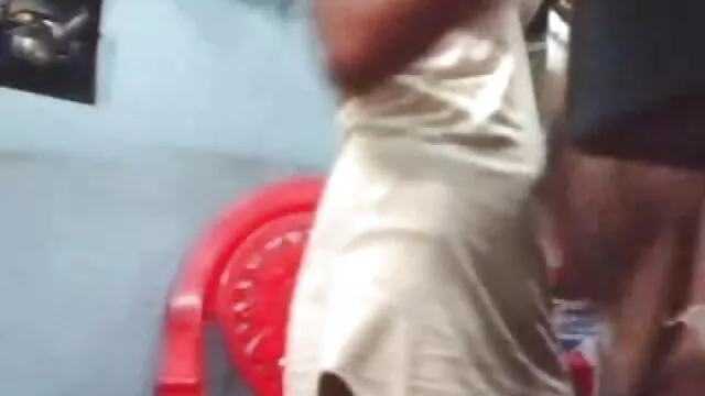 इजरायली अरब हिंदी सेक्सी मूवी हुकर होटल के कमरे में गड़बड़